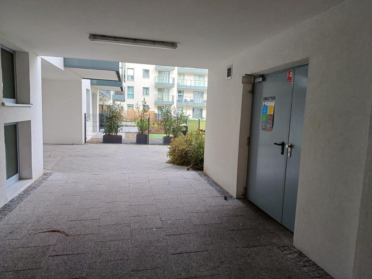 Mak Apartment Grobla - Free Parking - 3 Rooms Gdansk Exterior photo